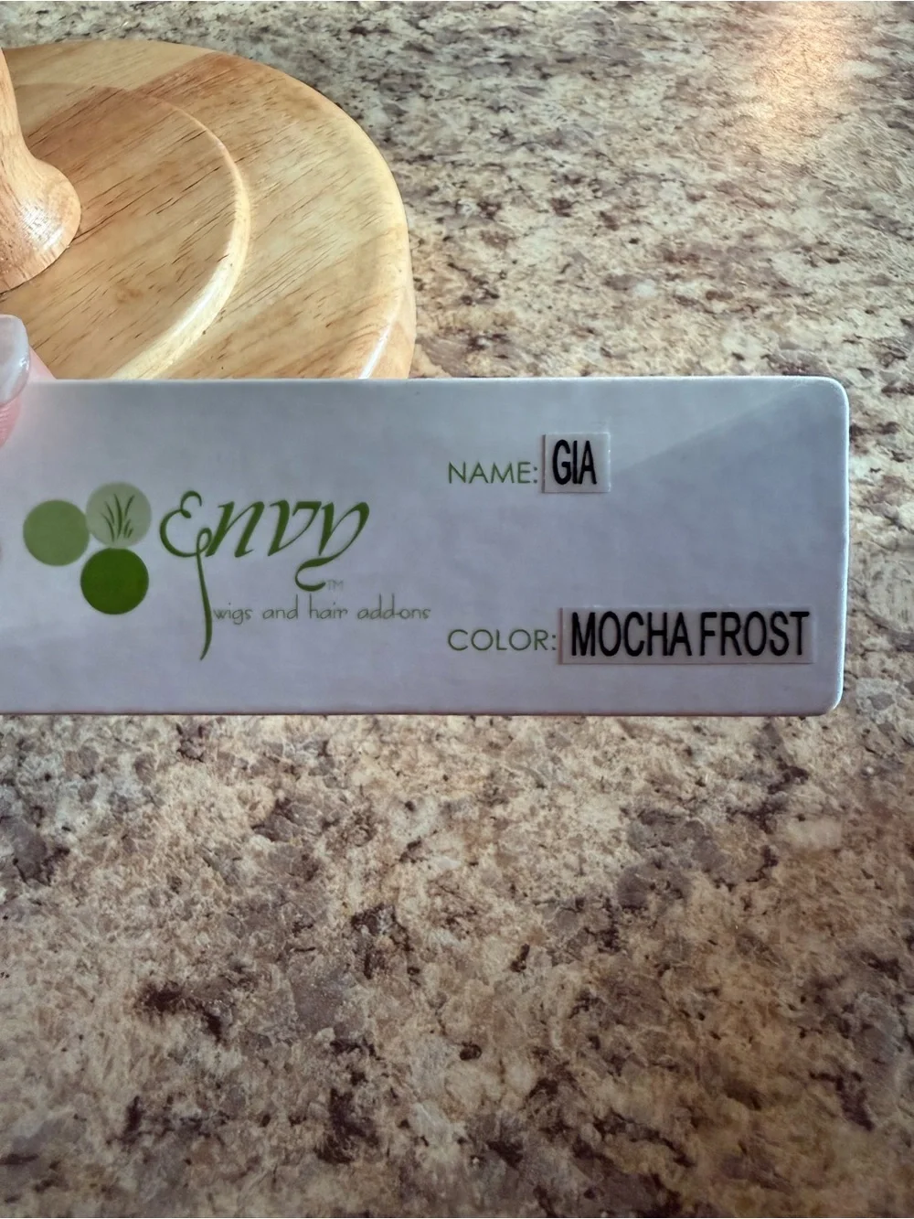 Envy Wig Gia- NWT- never worn $125